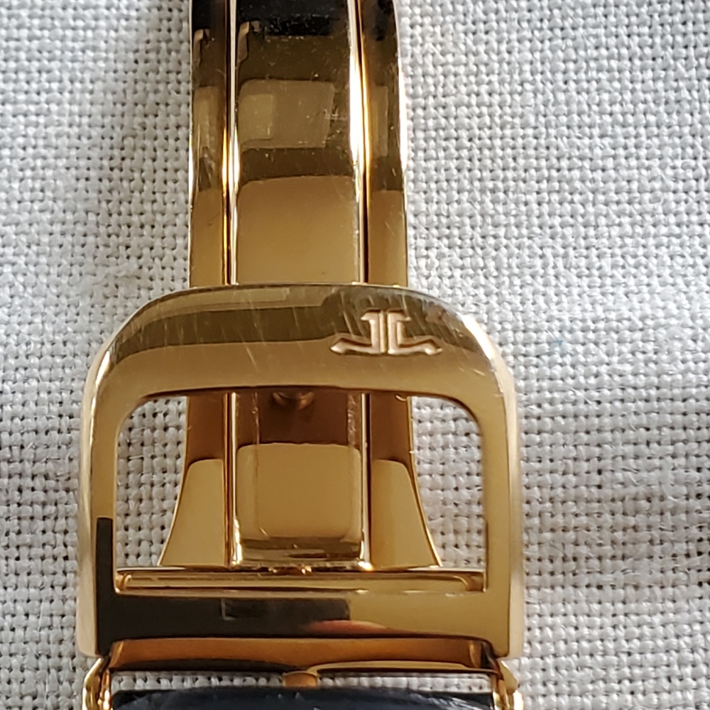 Jaeger-LeCoultre Reverso Watch - Picture 12 of 16
